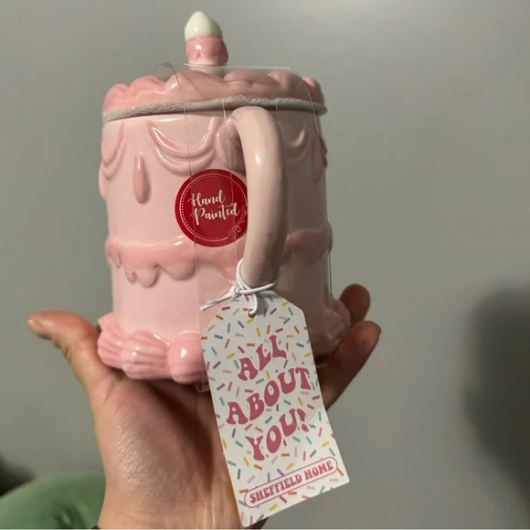 NWT PINK CAKE MUG WITH LID - Picture 2 of 2